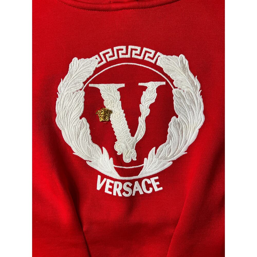 1-42 VERSACE Women's Pullover Cropped Hoodie Embroidered Logo Red Medium/44 - Picture 6 of 16